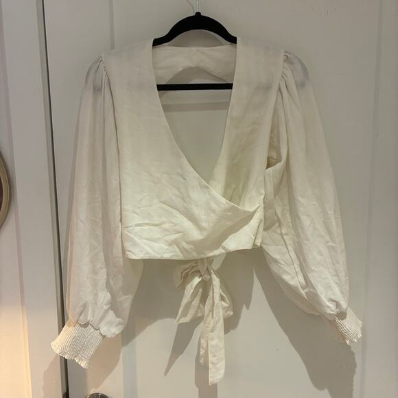 NWT Peixoto Cream Cropped Wrap Open Back Blouse Medium - Picture 2 of 9